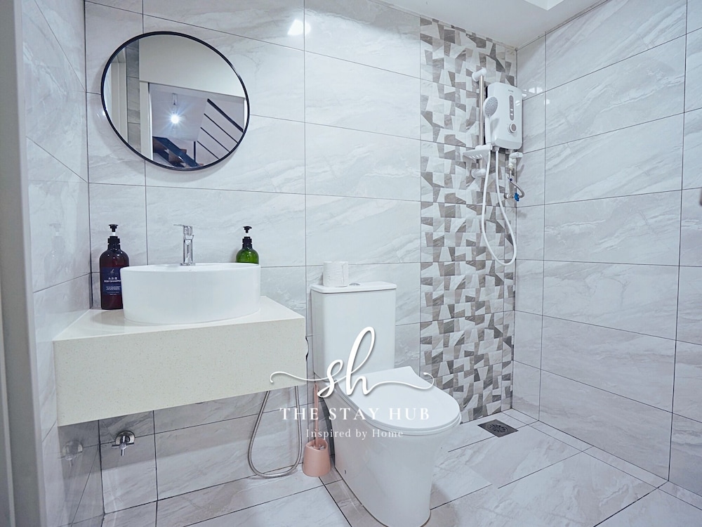 Arte Cheras Luxury Suites