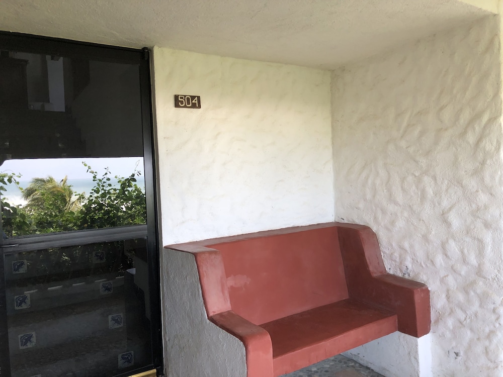 Hotel Arcoiris - Image 1