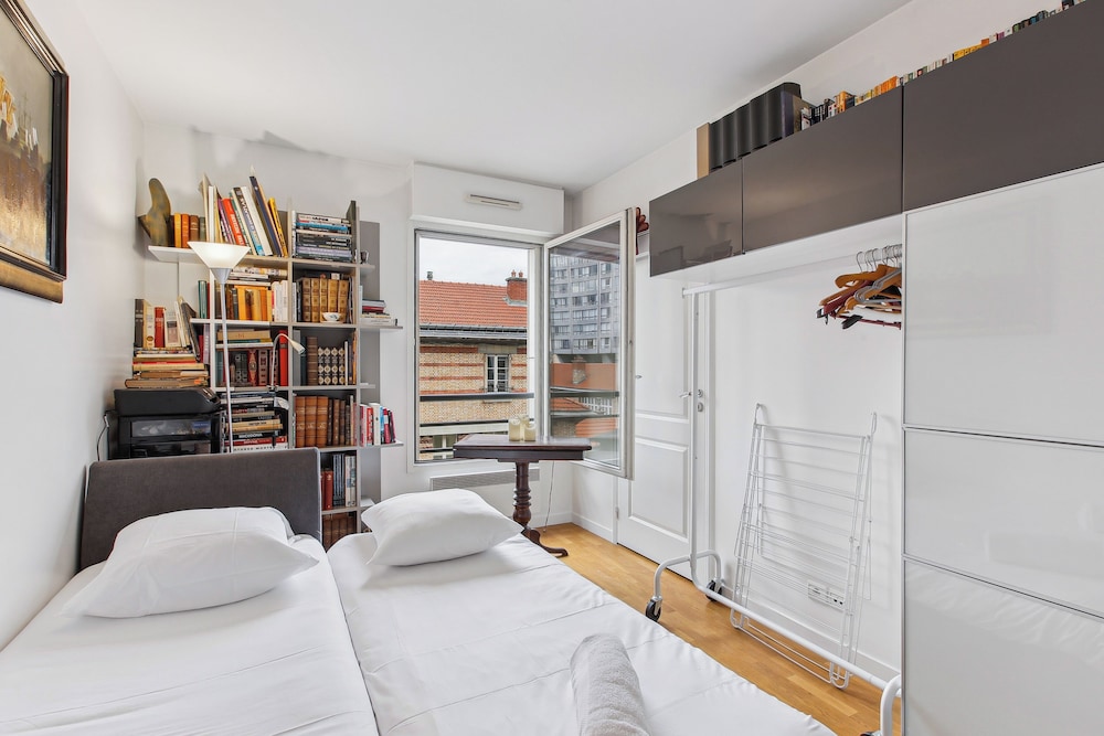 APPARTEMENT VUE TOUR EIFFEL