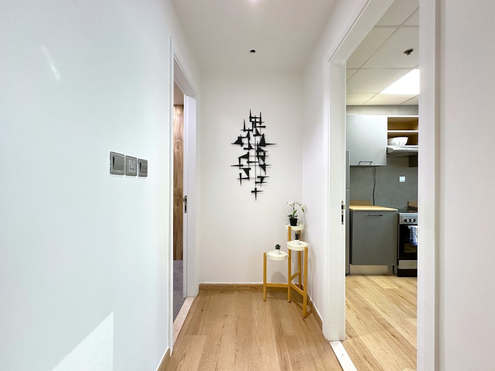 Ultra Luxury Flat Fully Upgrade &Balcony