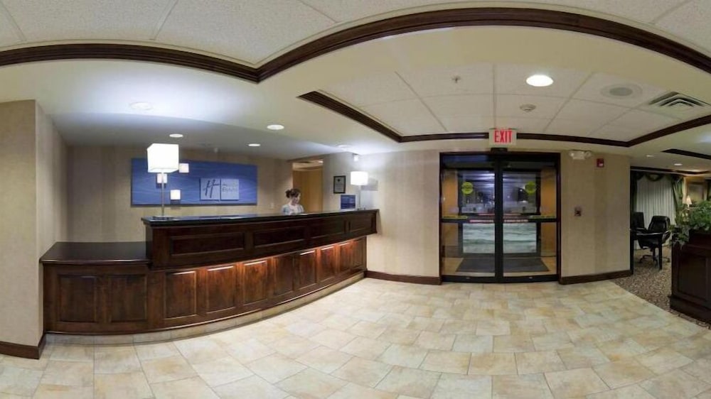 Crawfordsville Vacations - Holiday Inn Express Lebanon, an IHG Hotel - Property Image 2