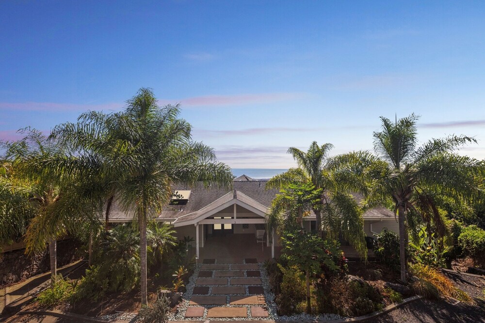 Pu'ukala Sunset Estate W/ Amazing Ocean Views! 3 Bedroom Home by RedAwning view 3