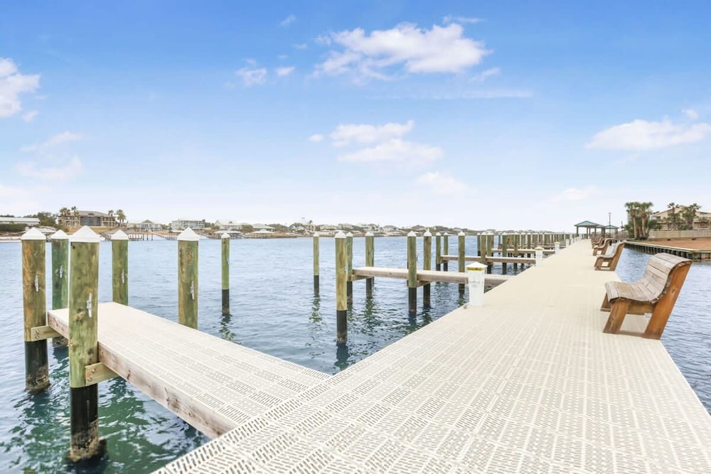 Wind Drift 106s Beach and Boat-lovers Paradise view 3
