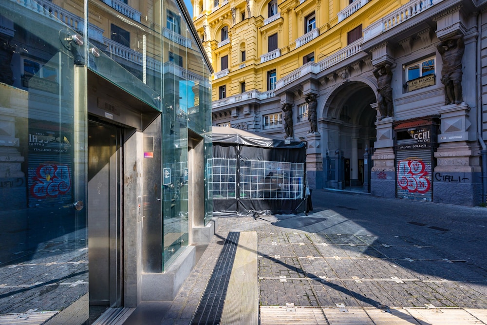 Terrazzo Panoramico su Napoli by Wonderful Italy