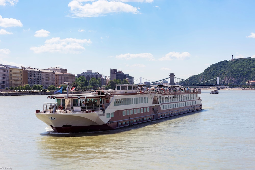 Neuss Vacations - Select MS Serenity - Neuss - Property Image 3