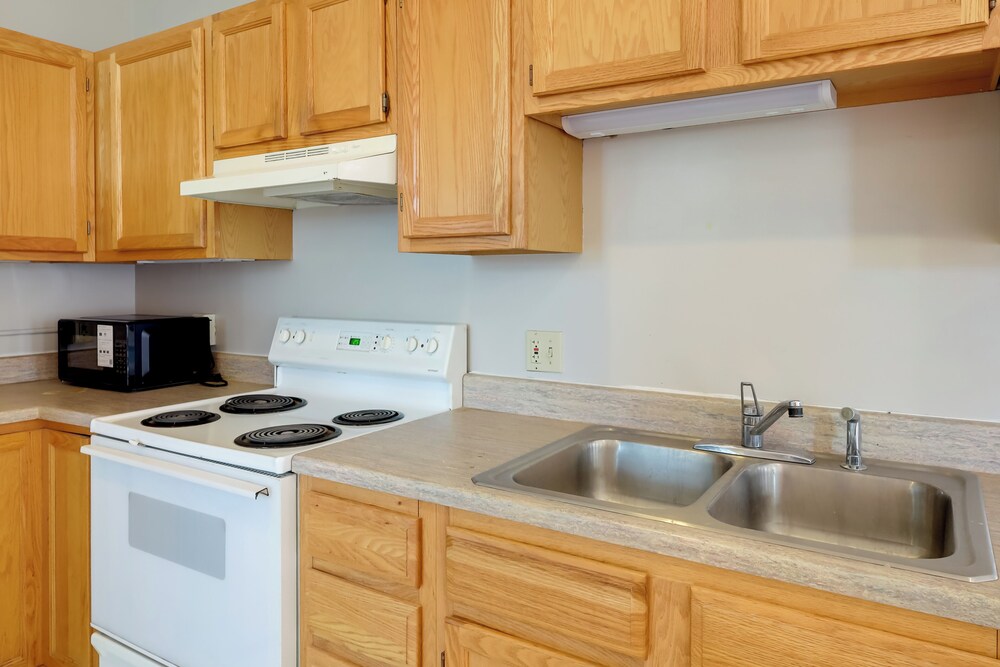 Explore Old Market: Convenient Omaha Condo