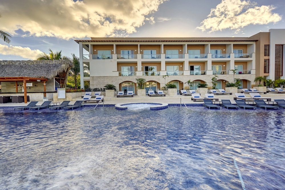 Royalton Hideaway Punta Cana, An Autograph Collection All-Inclusive Resort & Casino – Adults Only photo 31 of 147