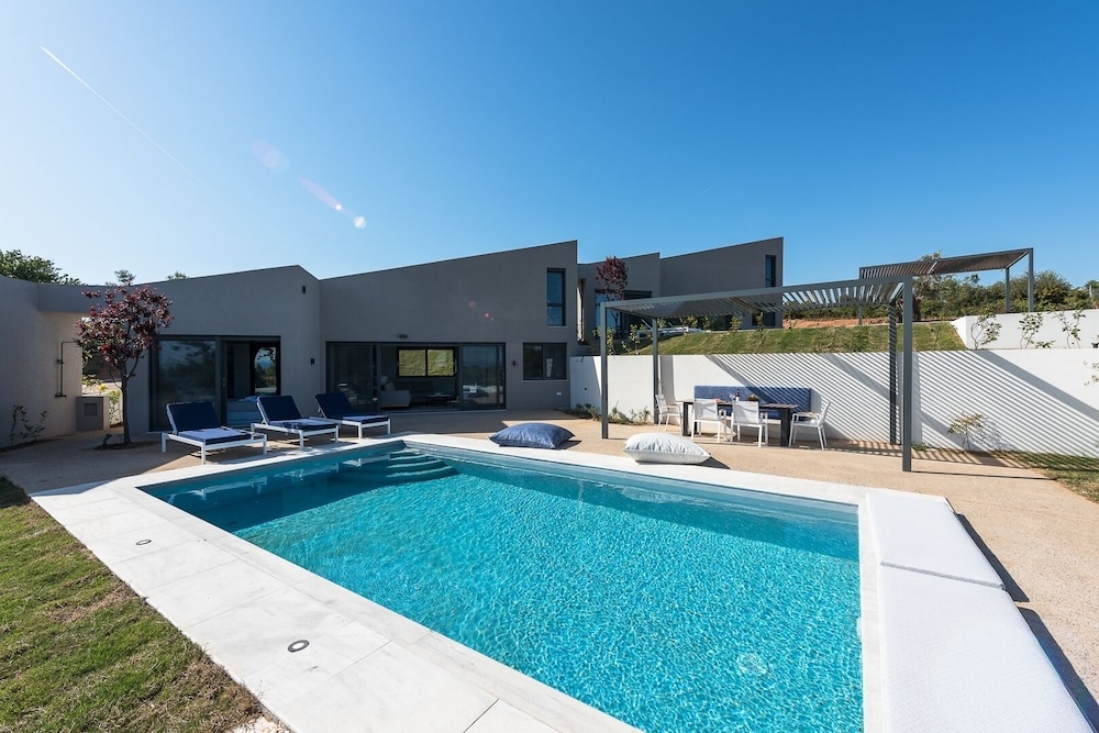 Theeta Thalassa Villa - Metamorfosi Halkidiki