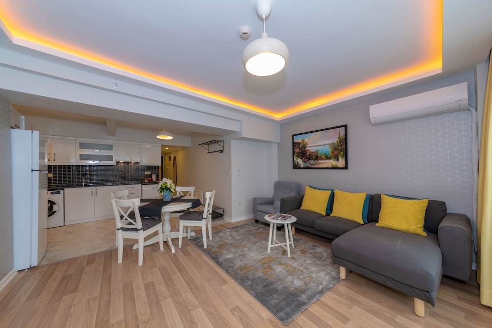 Feri Suites - Image 47