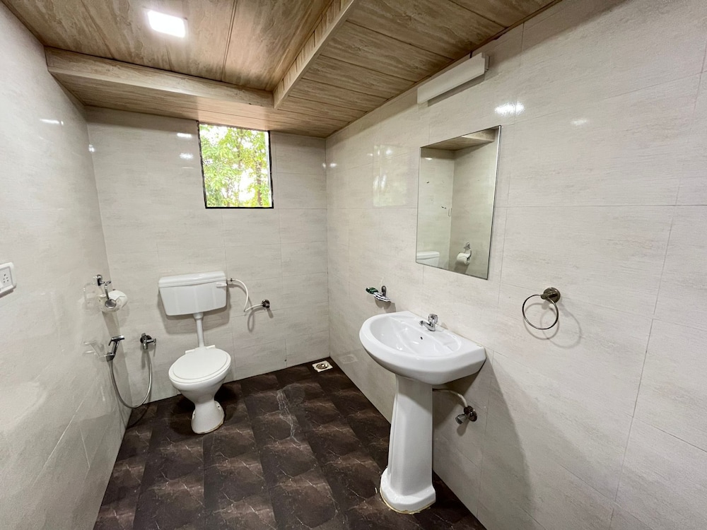 Rustic River Resort