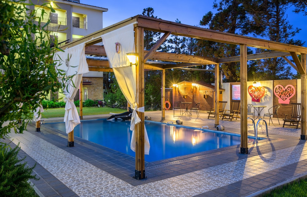 Famille Spa Resort