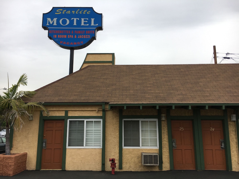 Hotel Starlite Motel - Image 1
