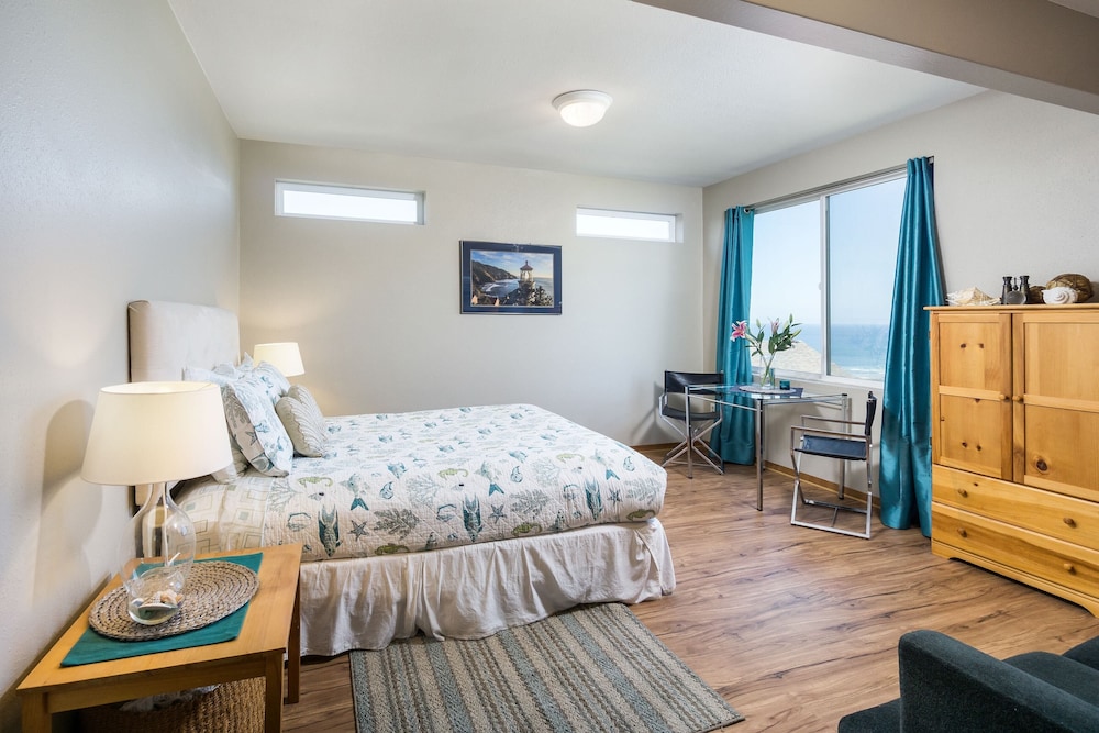 Blue Horizon by Avantstay Panoramic Views of the Ocean w/ Entertainers Patio view 2