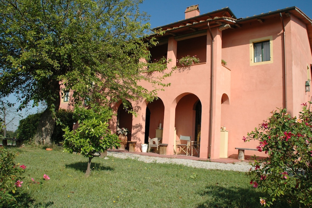 Fattoria Santa Lucia
