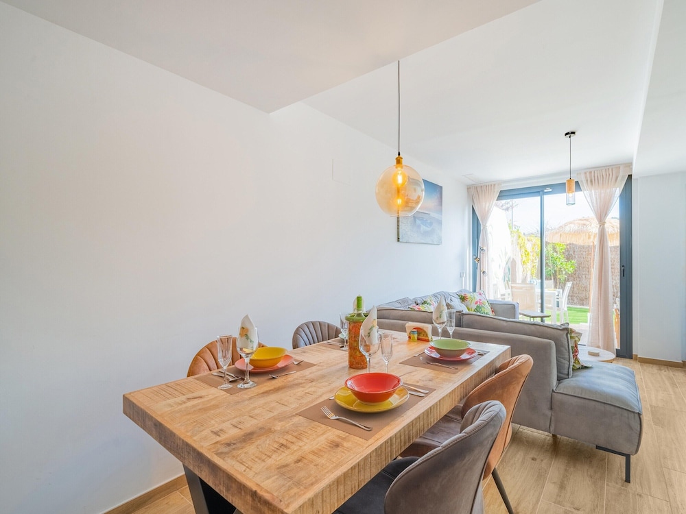 Villajoyosa Home With Shared Pool