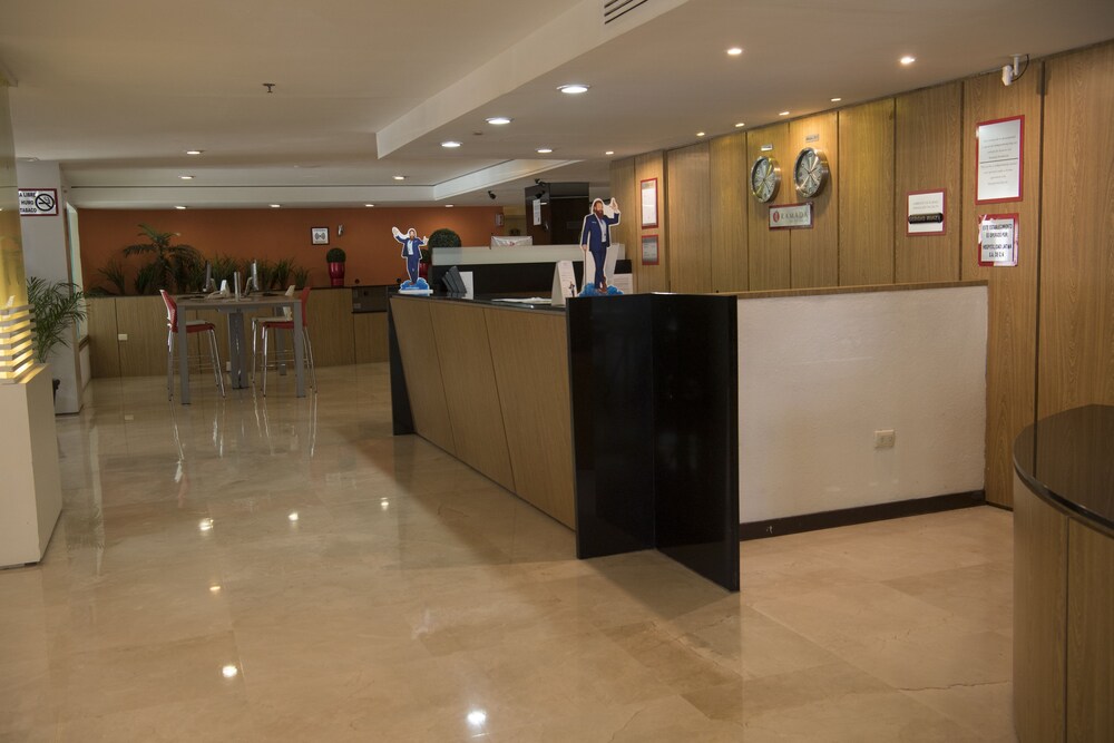 Culiacan Vacations - Ramada by Wyndham Hola Culiacan - Property Image 3