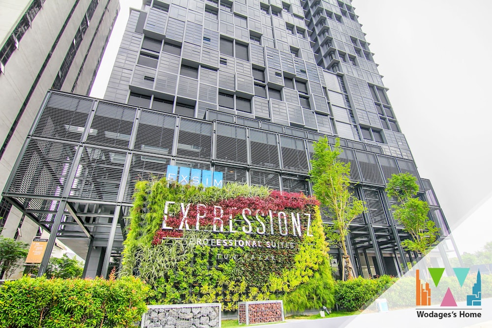 Hotel Expressionz KLCC by Wodages - Image 1