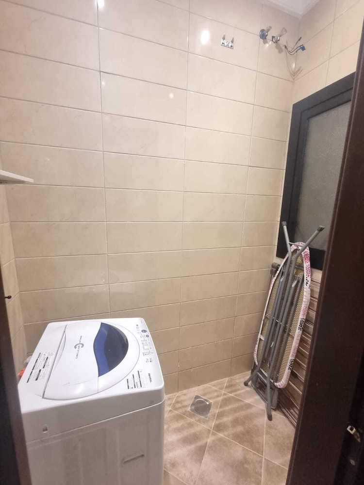 Hometel Khozama Jed