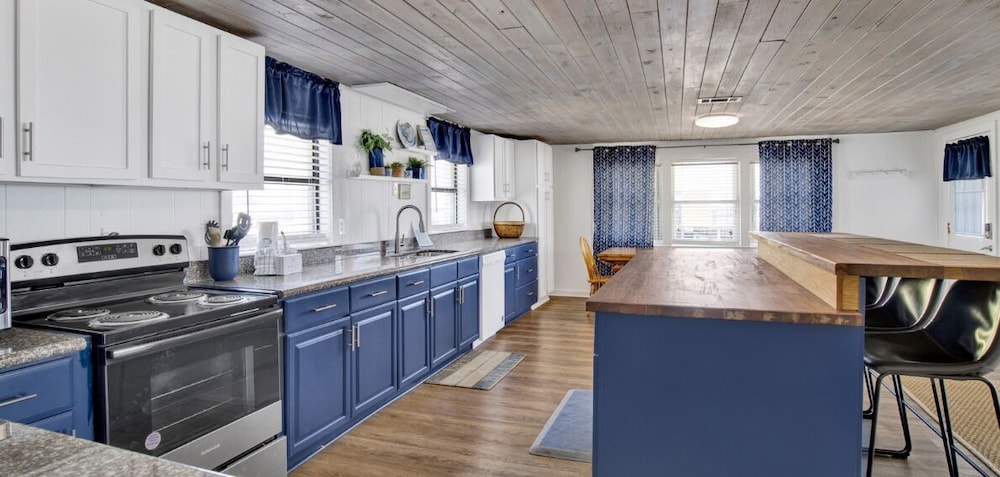 Legasea Beach House