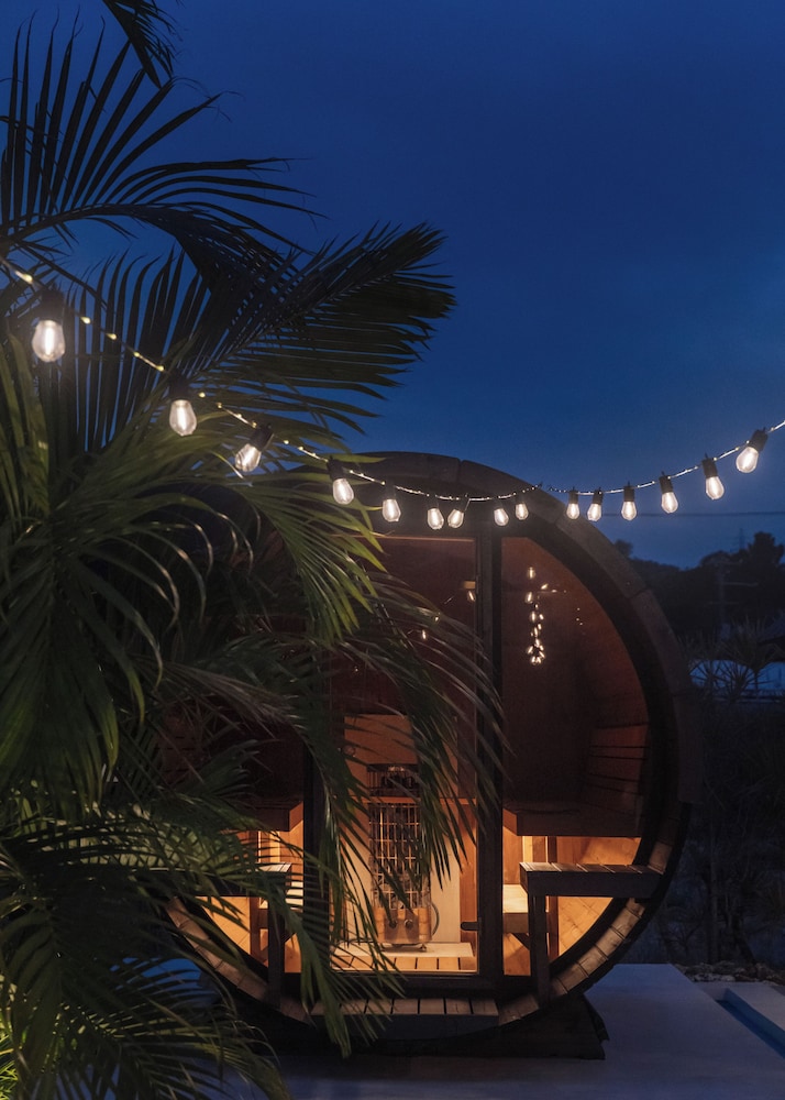 Reflexion Villas GLANZ