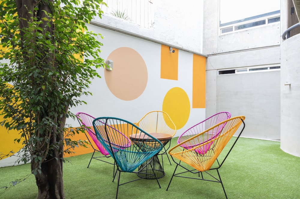 Capitalia Anzures Polanco courtyard_garden photo
