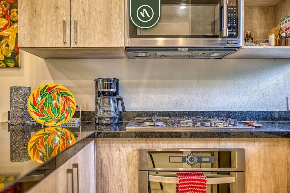 1 BR Condo in Romantic Zone - Amazing Rooftop Pool