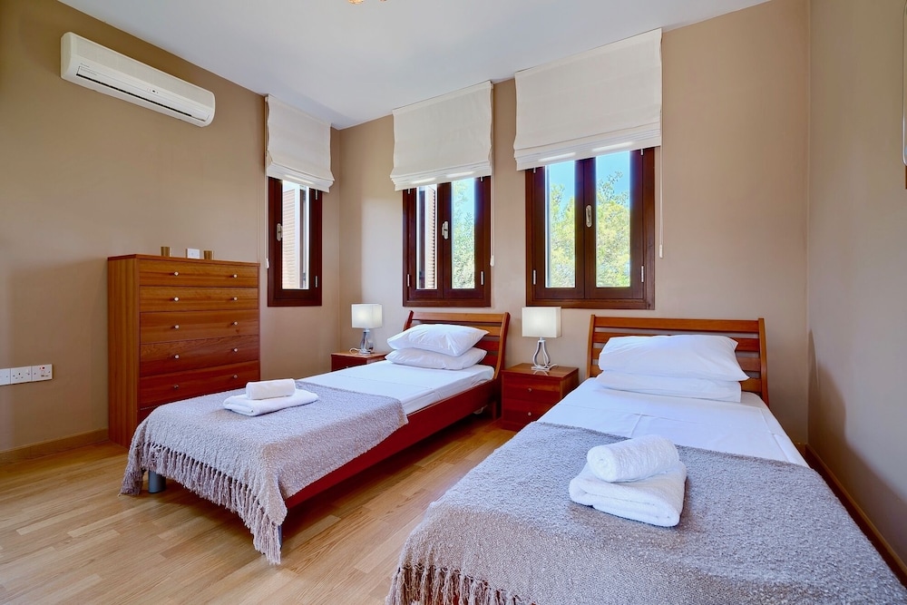 Apartment QZ12 - Anatoli view 3