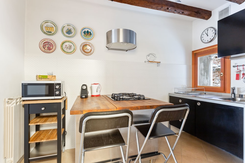 Riva Di Biasio Lovely Flat
