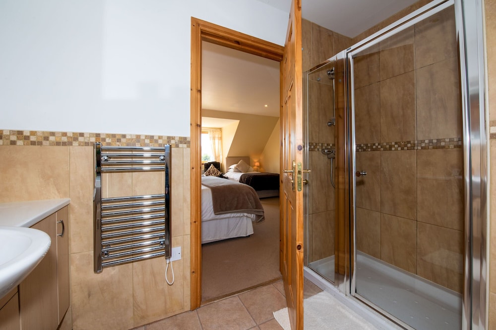 Tigh an Each B&B & Laggan Glamping