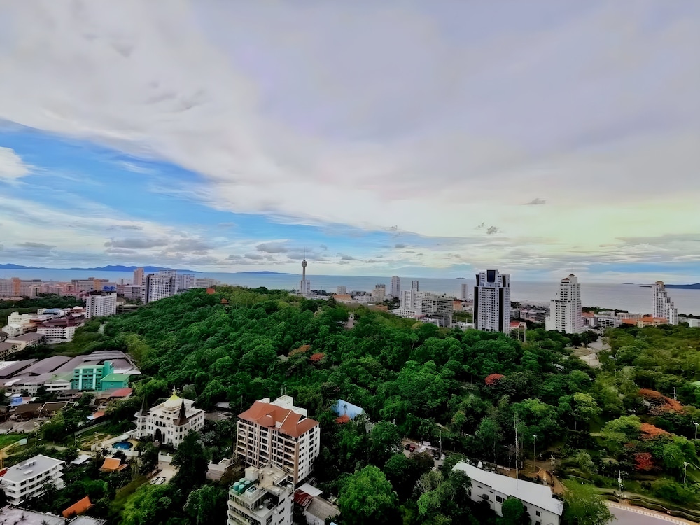 Sea View-high Floor 2 Bed Room Excellent Location