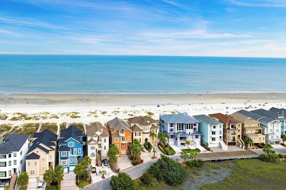 11 Singleton Beach by Avantstay Oceanfront Retreat w/ Private Pool + Boardwalk Near Hilton Head Hotspots