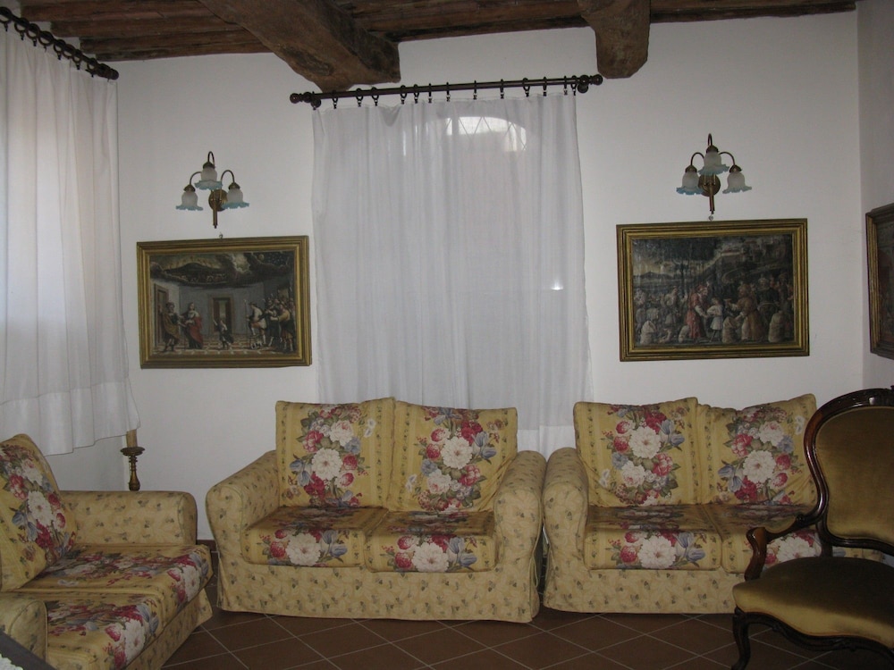 Vocabolo Palazzo view 4