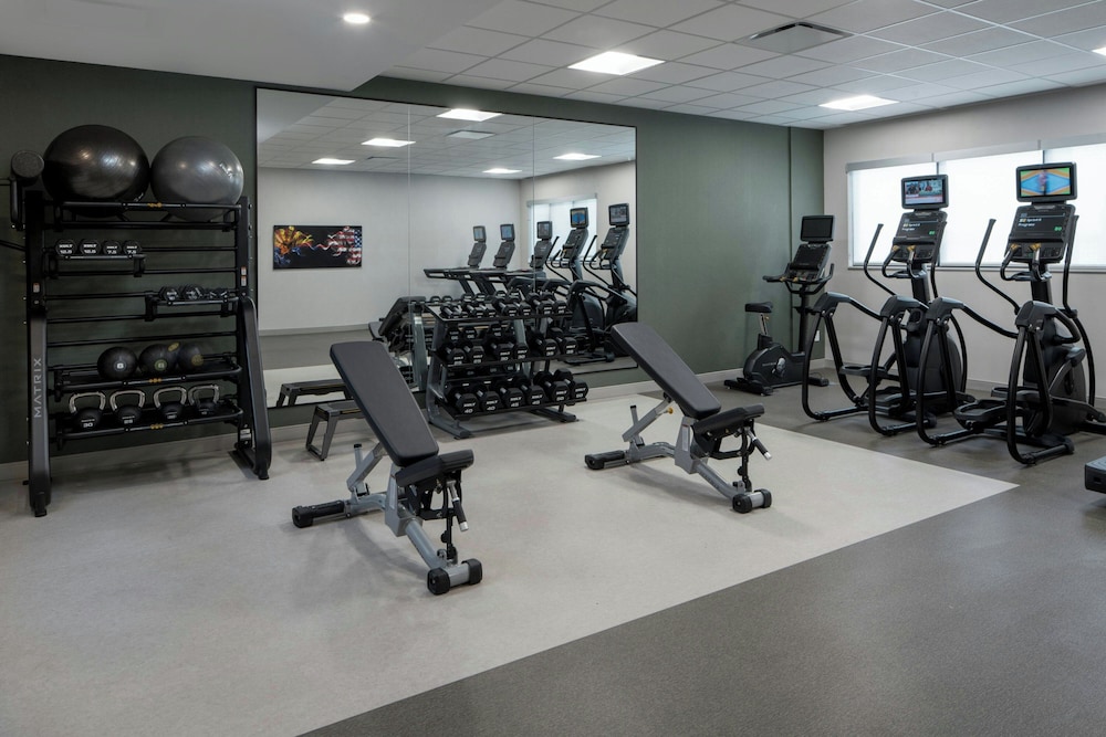 Fairfield By Marriott Inn & Suites Surprise Prasada