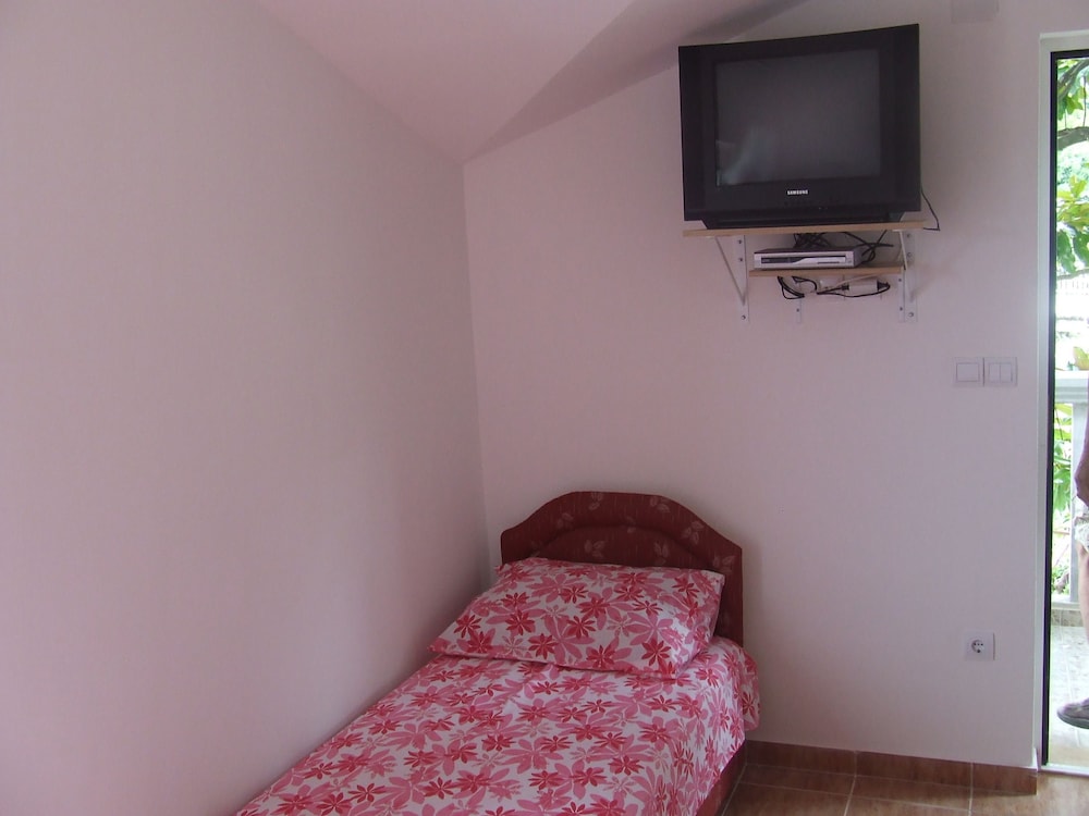 Photo 29