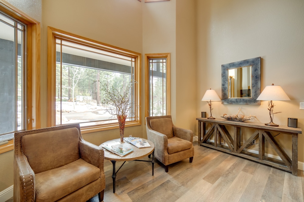 Reno Vacations - Sleek Reno-lake Tahoe Retreat, 4 Mi to Ski Mt Rose - Property Image 19