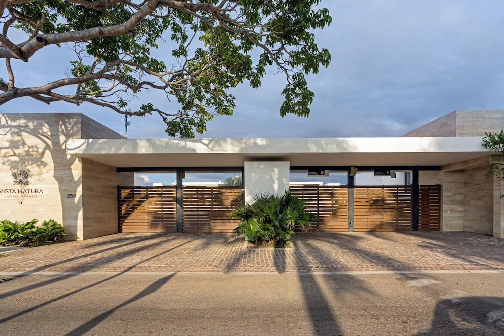 Vista Natura-Luxury Home Near the Beach