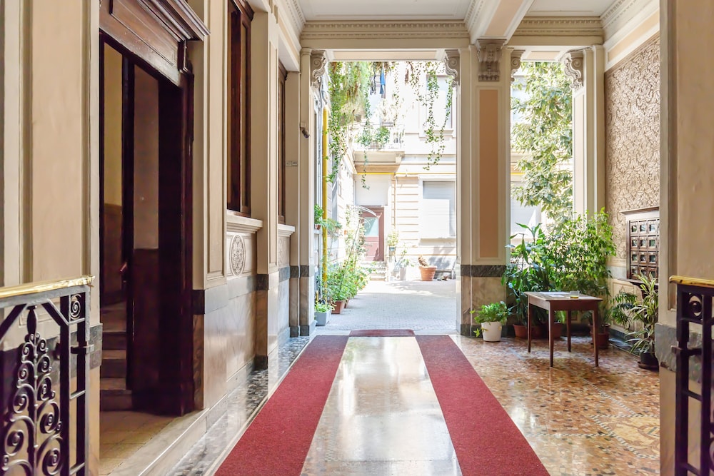 Milan Retreats - Central Station