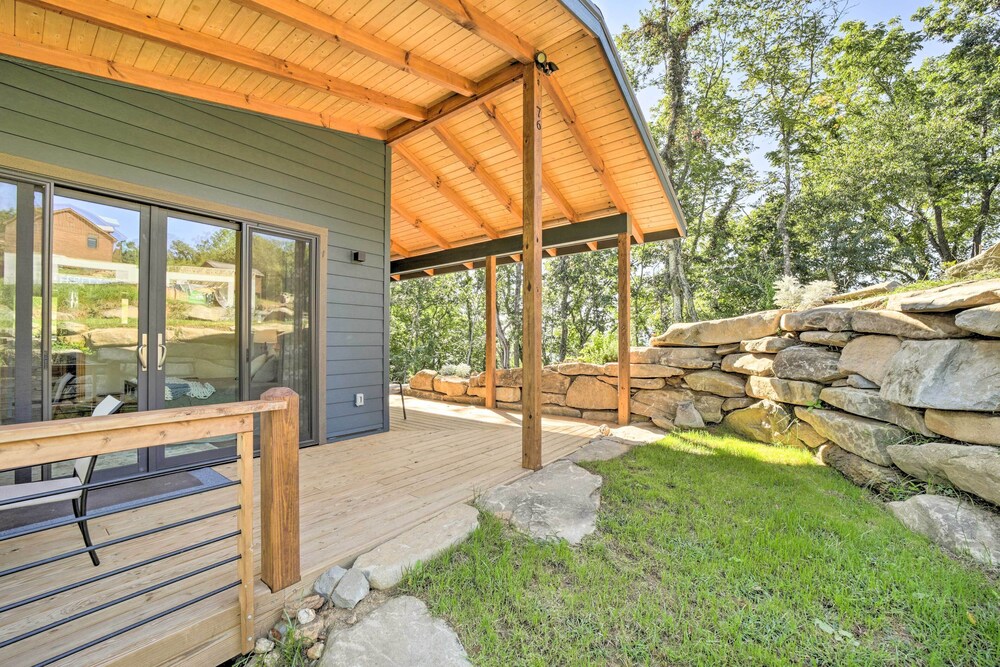 Contemporary Home w/ Deck & Mountain Views! view 5