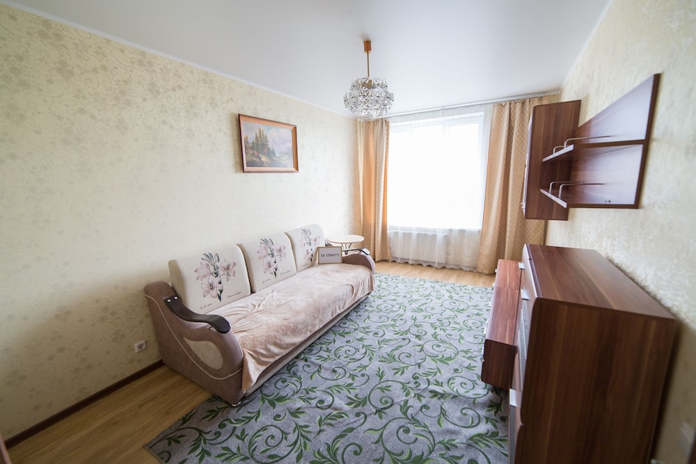 Komsomolskaya 15 - 250 view 4