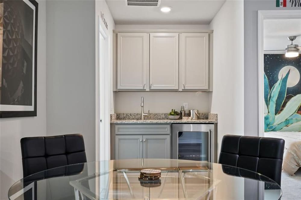 Unrivaled Amenities Unforgettable Comfort Await