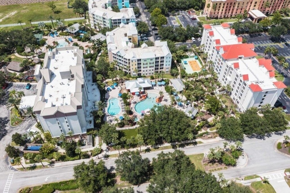 Two Bedroom Condo in Kissimmee near Disney 2 Condo