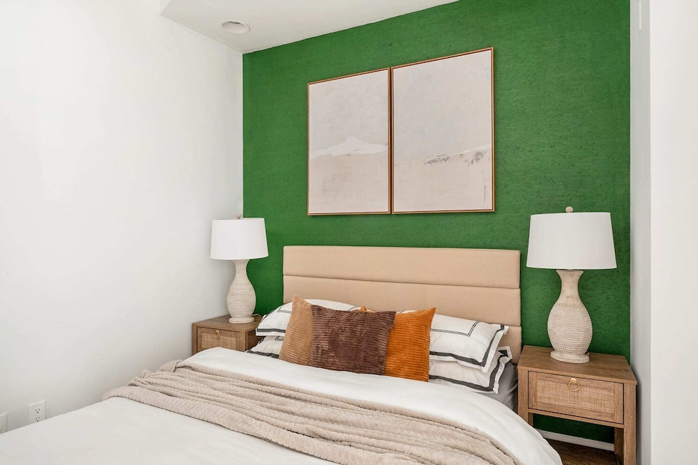139 West Village Apt