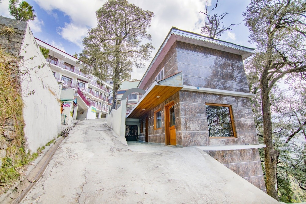 GuestHouser 2 BR Boutique stay 2472