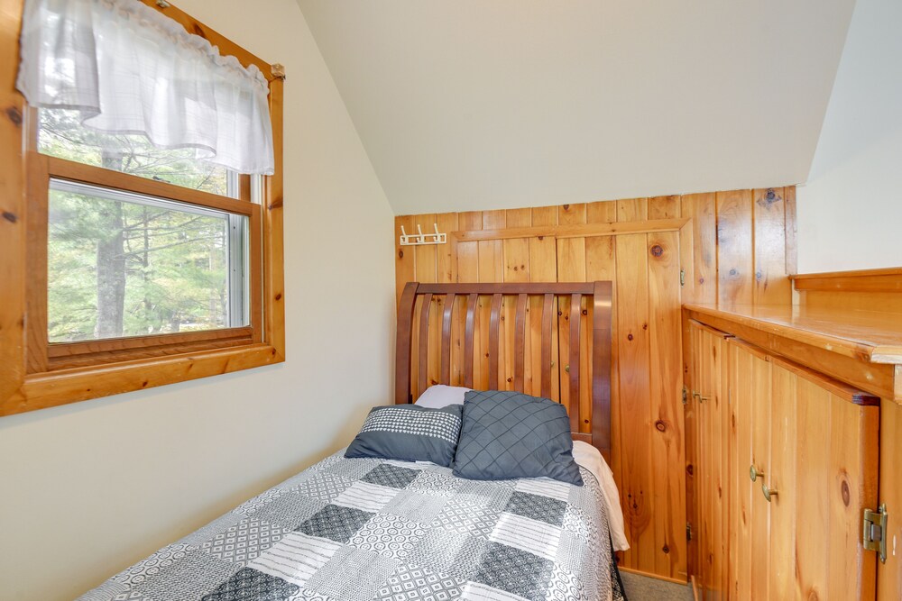 Waterfront Gray Home w/ Furnished Deck & Fire Pit! view 5