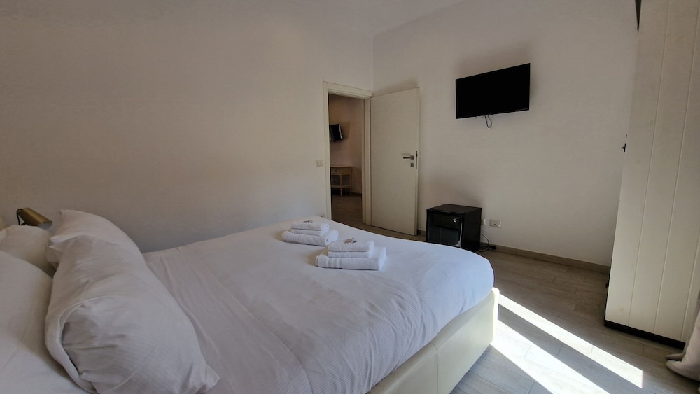 Major 93 Guesthouse