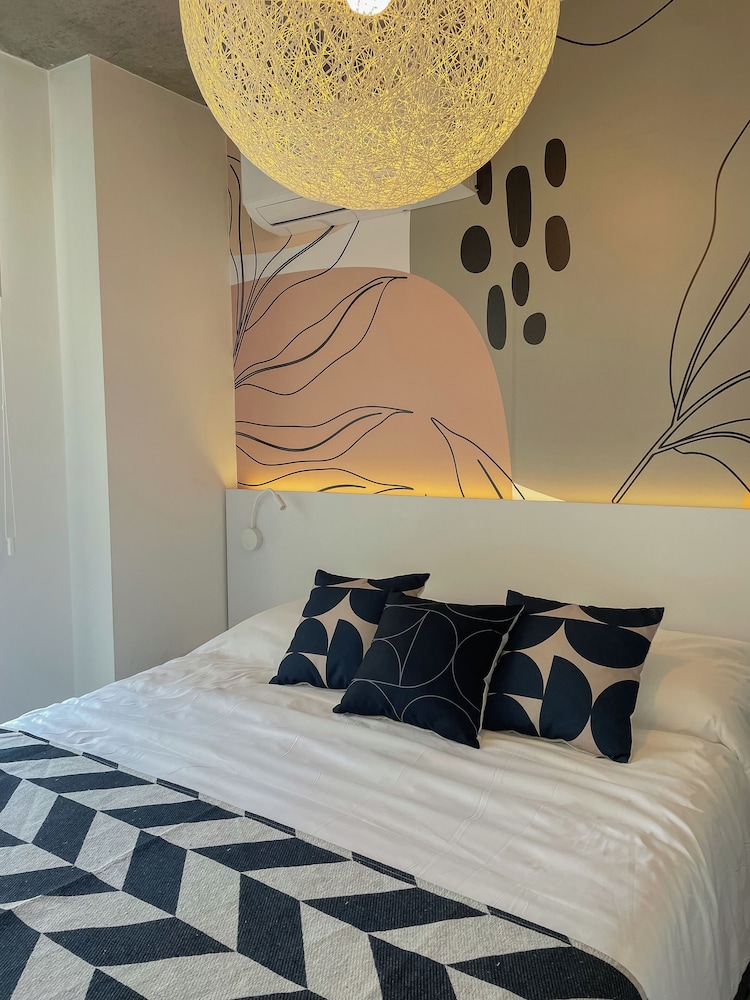 BT Homes - Palermo, Oro