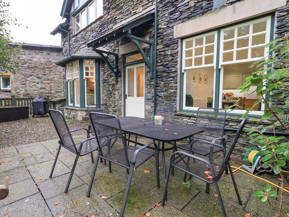 Pudding Cottage