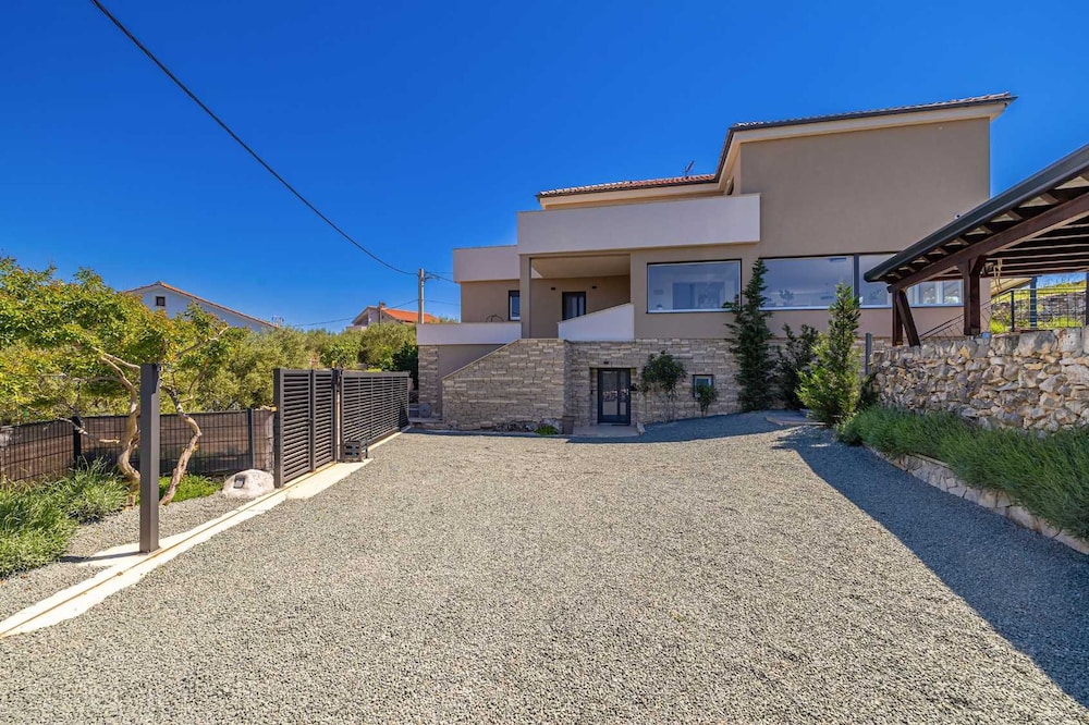 Villa Bella Vista in Tribulje