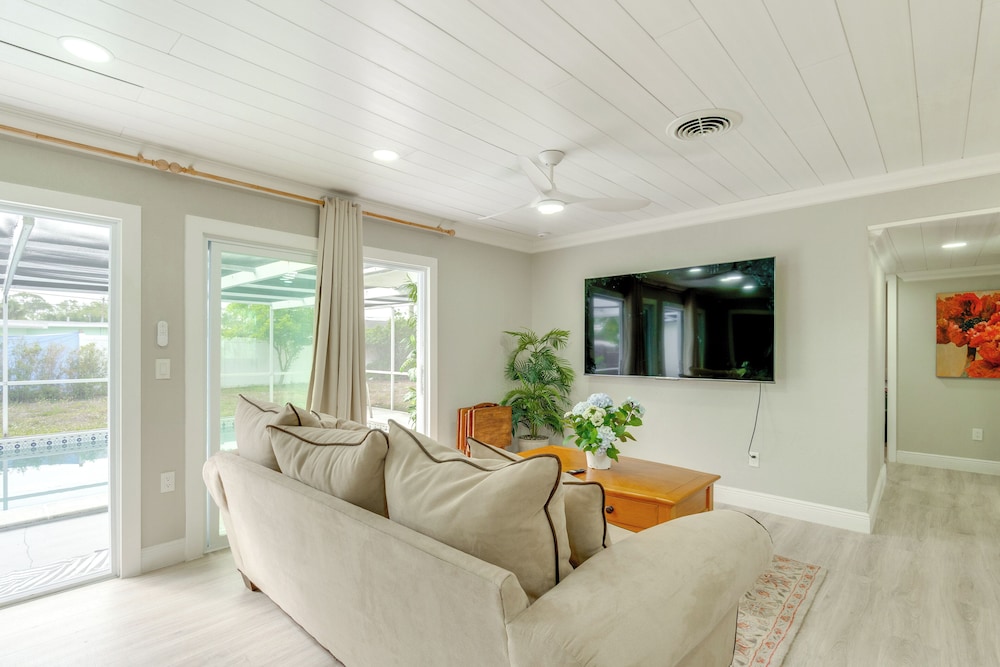 Peaceful Family Home w/ Patio in North Port!