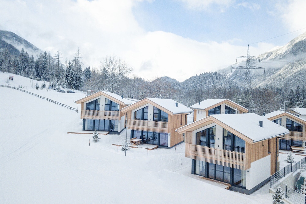 Superior Chalet mit 4 Schlafzimmern & Wellness